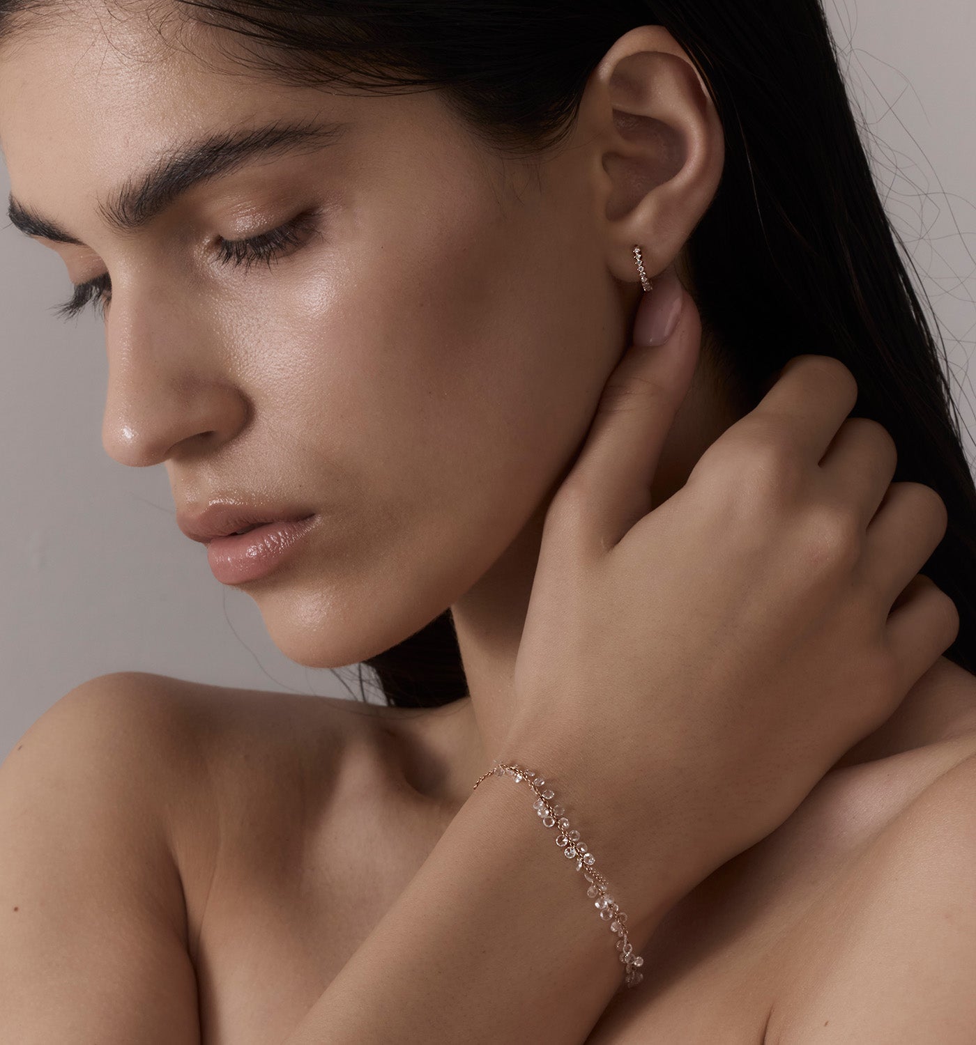 CROWN ROUND DIAMONDS HOOP EARRINGS 12mm