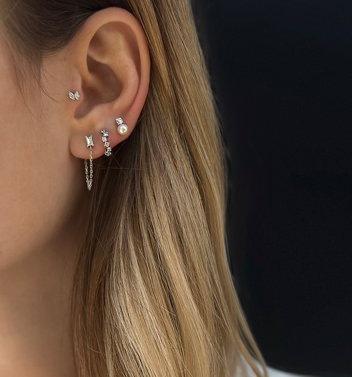 LABRET DIAMOND AND PEARL PIERCING EARRING