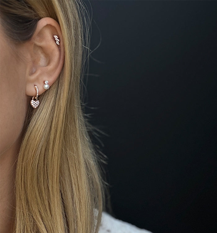 LABRET DIAMOND AND PEARL PIERCING EARRING