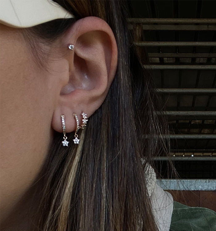 ONE DIAMOND PIERCING LABRET