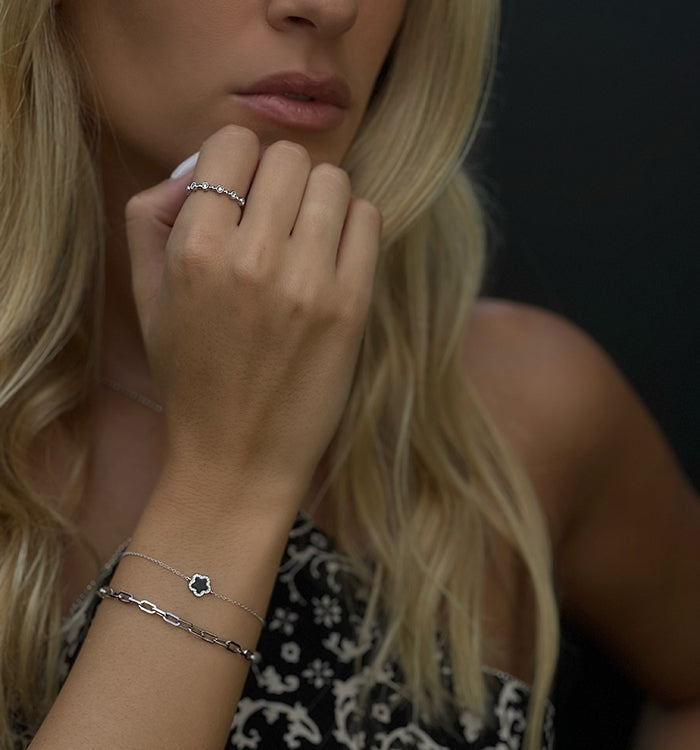 DIAMONDS BELL RING