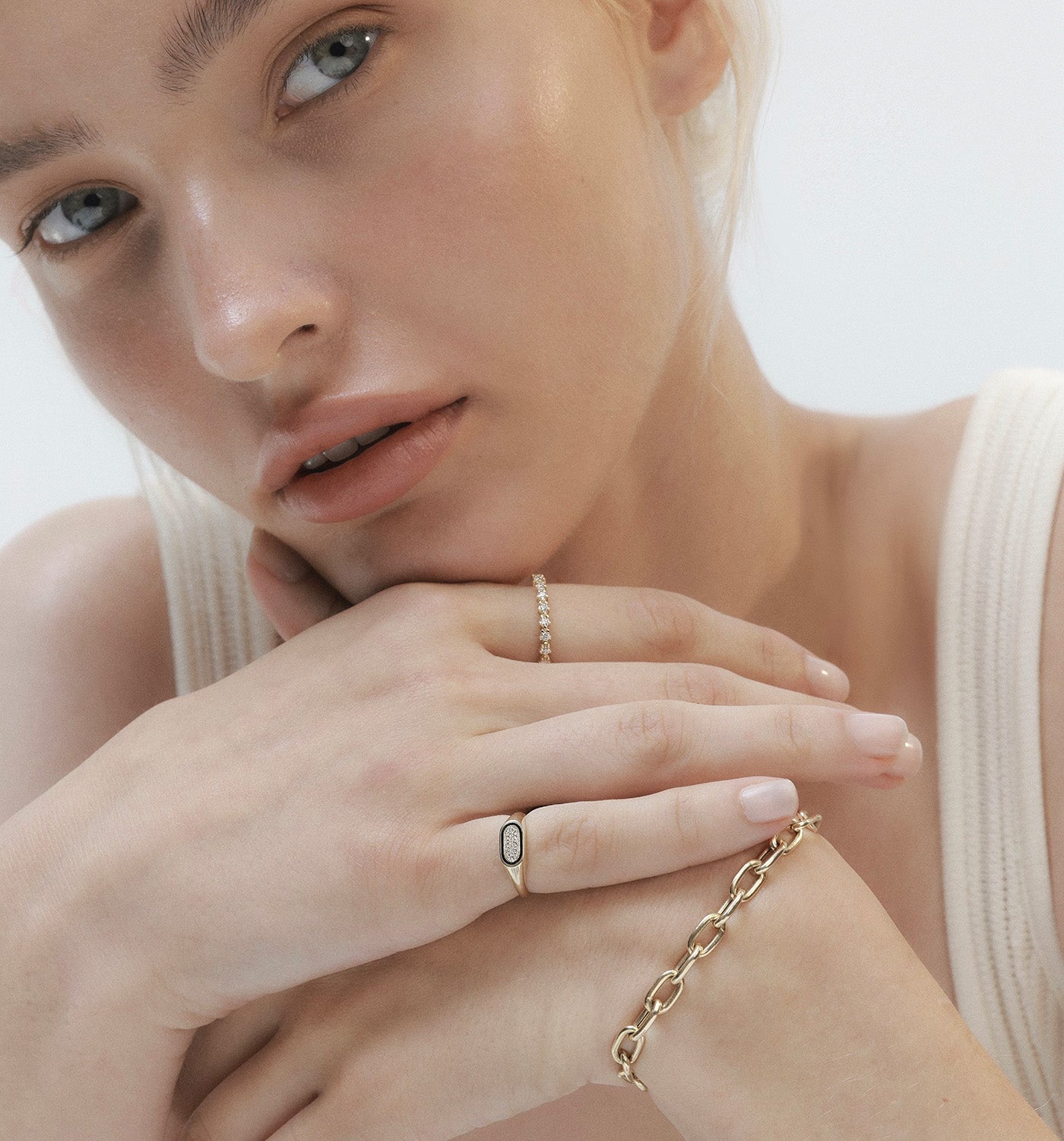 DIAMONDS CROWN RING