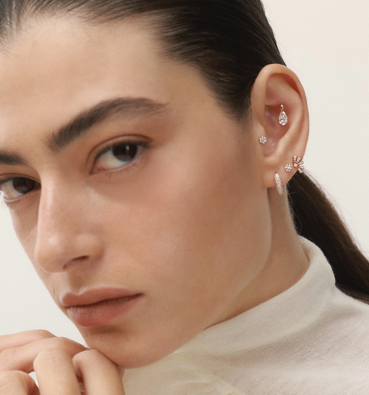 VIVI DIAMONDS STUD EARRING