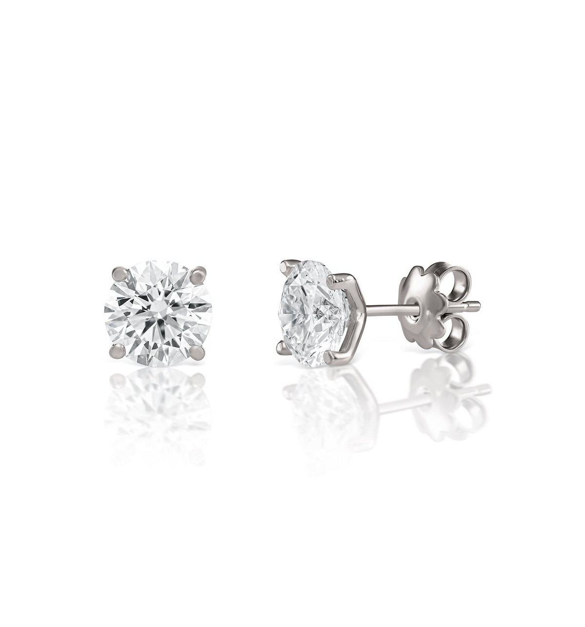 PAIR OF CVD LAB-GROWN DIAMOND EARRINGS 1CT