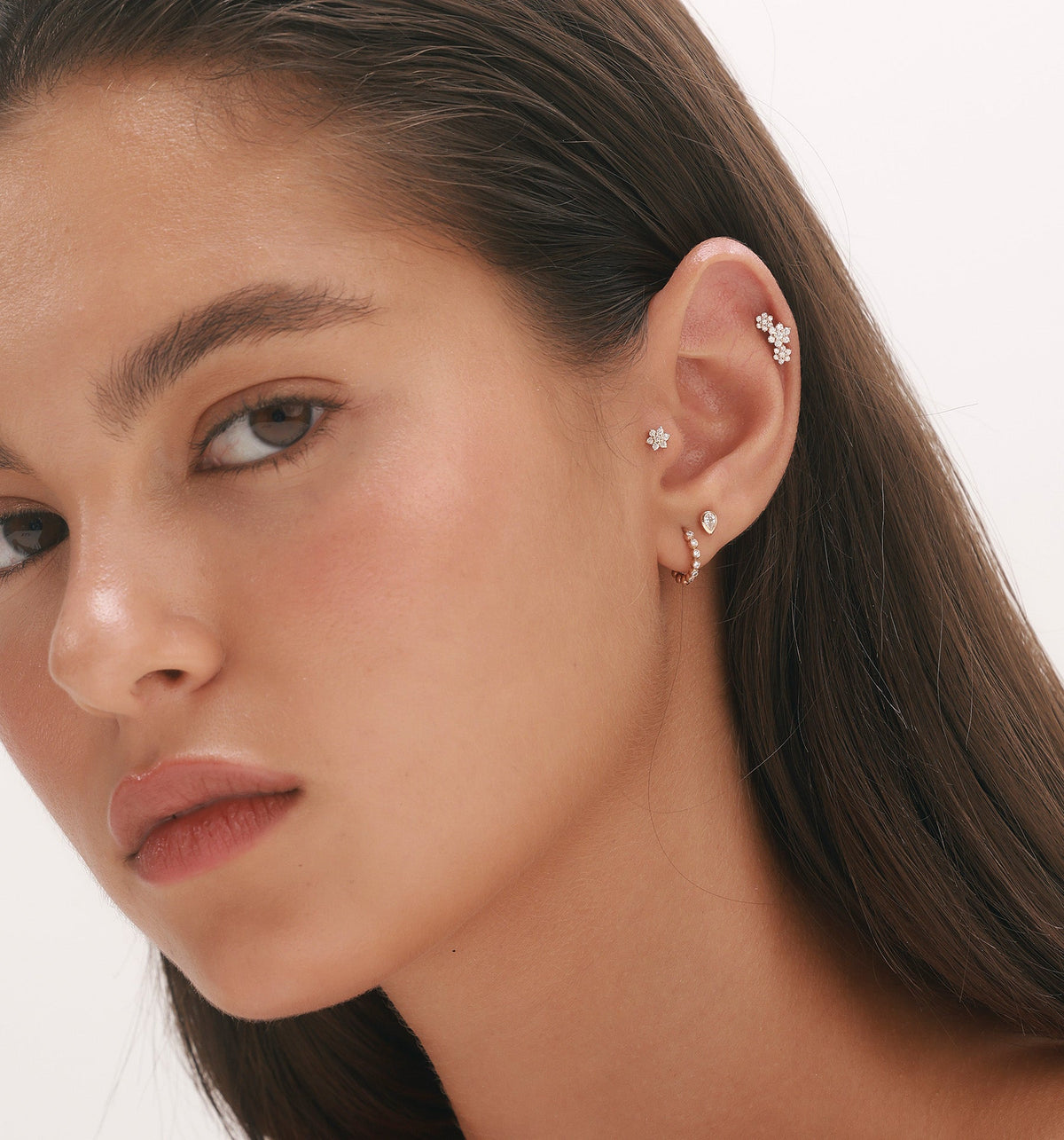 SMALL FLOWER DIAMONDS PIERCING LABRET