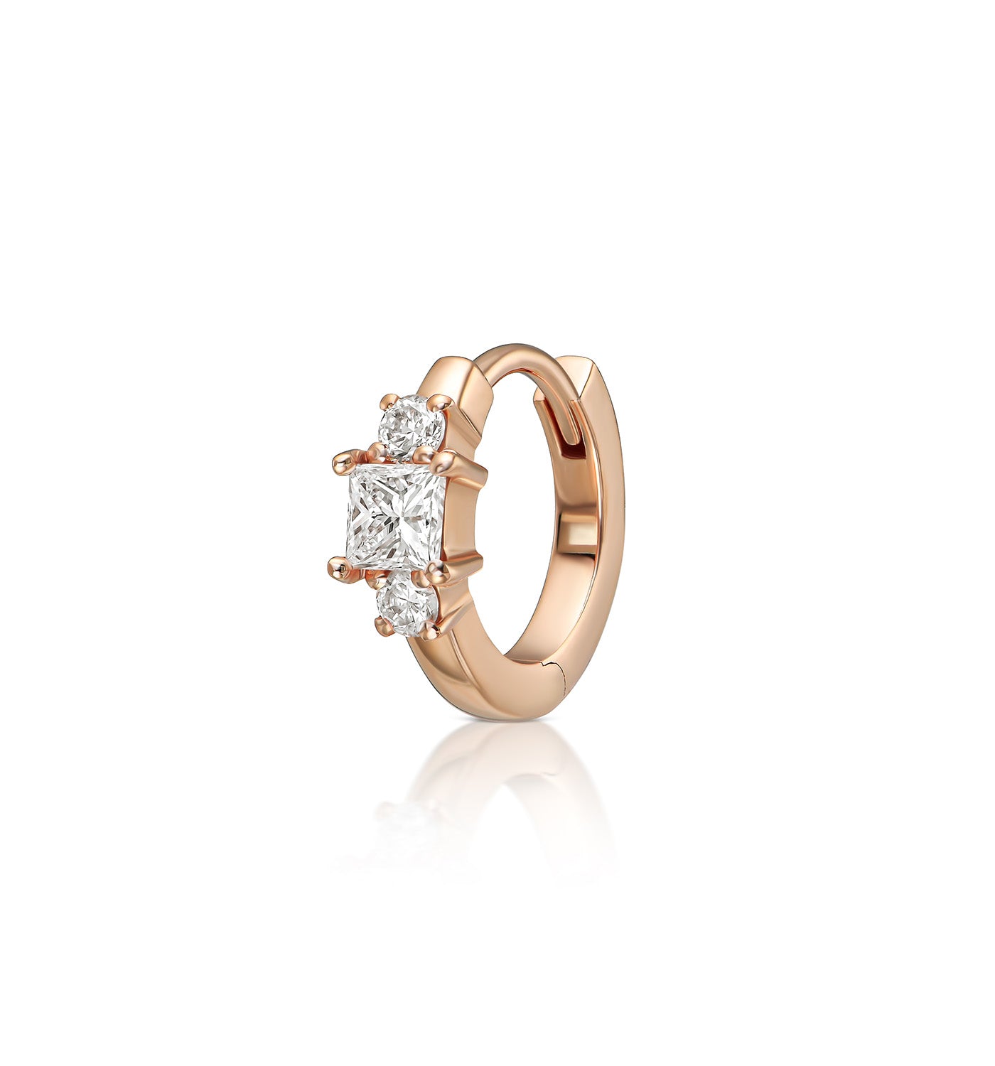 SMALL LOOP THREE DIAMONDS HUGGIE EARRING
